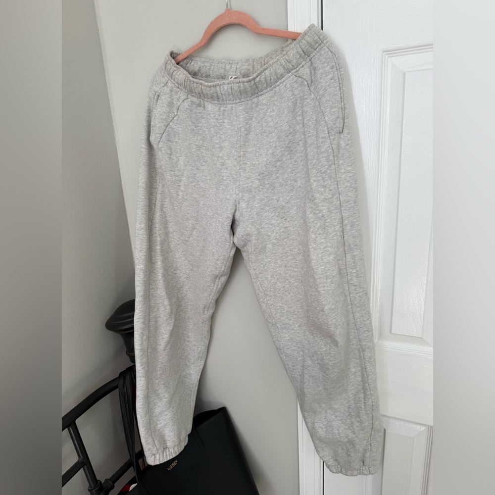 Lululemon women’s sweatpants